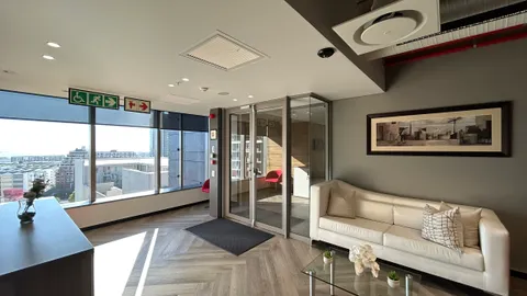 office 117 on strand (15).